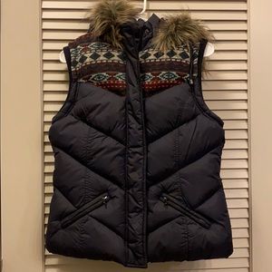 Forever 21 - Fuax Fur vest